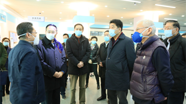 荆门市副市长柯吉欣到298手游网站集团调研新型冠状病毒疫情防控工作